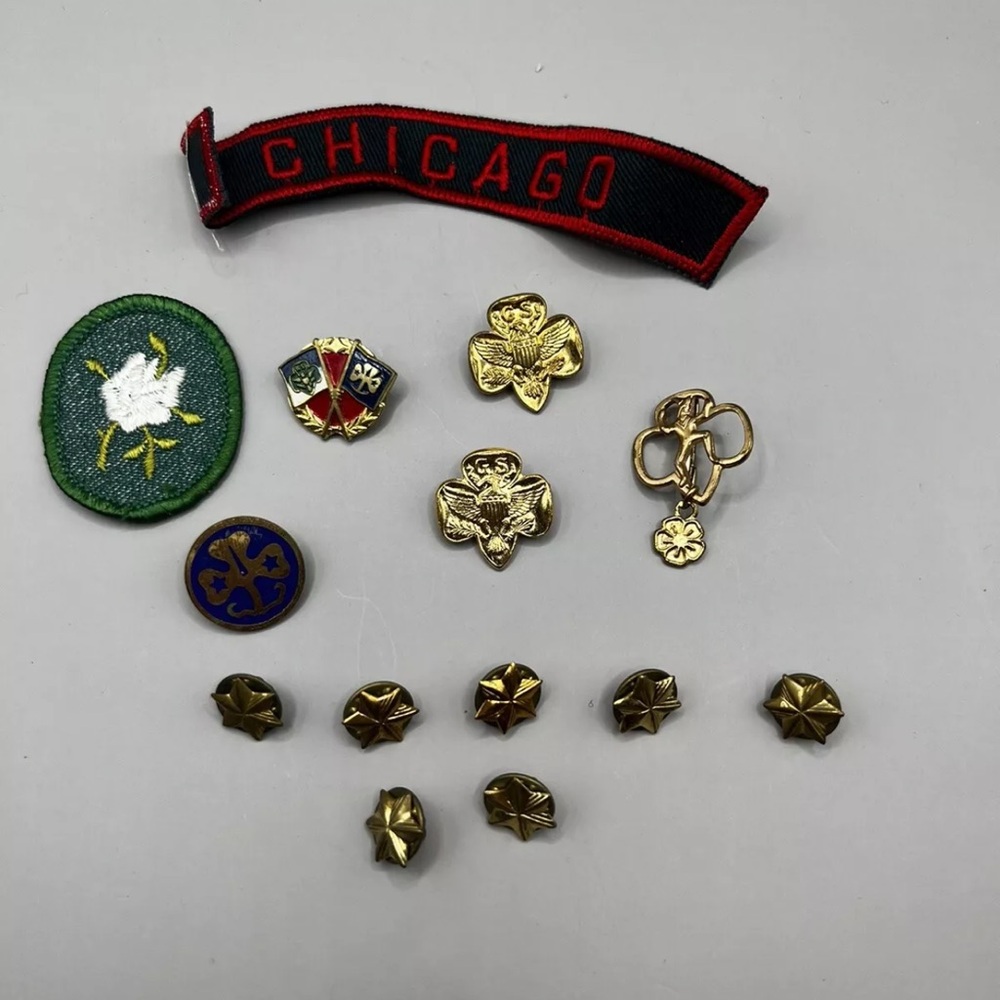 Vintage Girl Scout patches and pins brooches Chicago Brownies